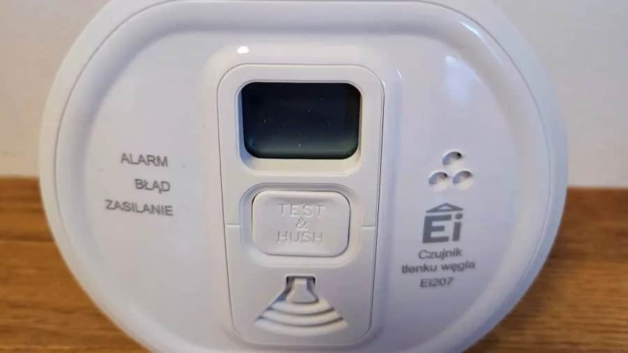 Jak zamontować czujnik czadu - uniknij błędów i zapewnij bezpieczeństwo