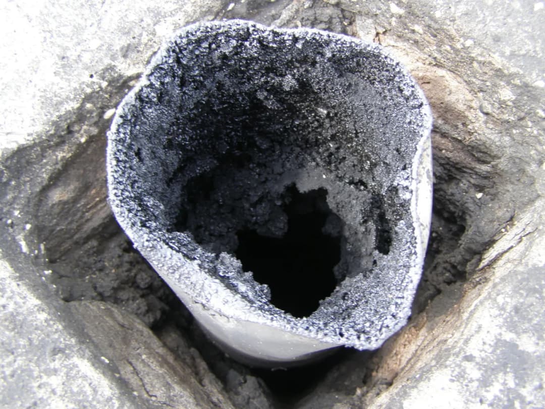 Jak przebic zatkany komin - skuteczne metody na szybkie oczyszczenie